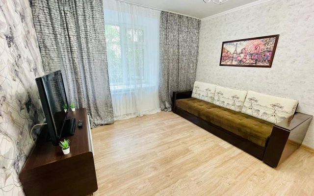 Квартира HotelRoom24 Большой Кондратьевский 8