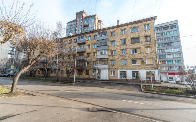 Квартира 2-ком в центре рядом с набережной и парком Горького