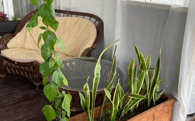 Отель Белый