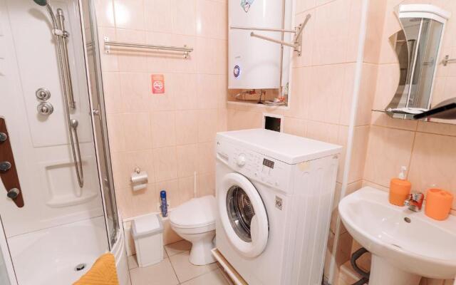 9 Nochey Lenina 15 #2 Apartments