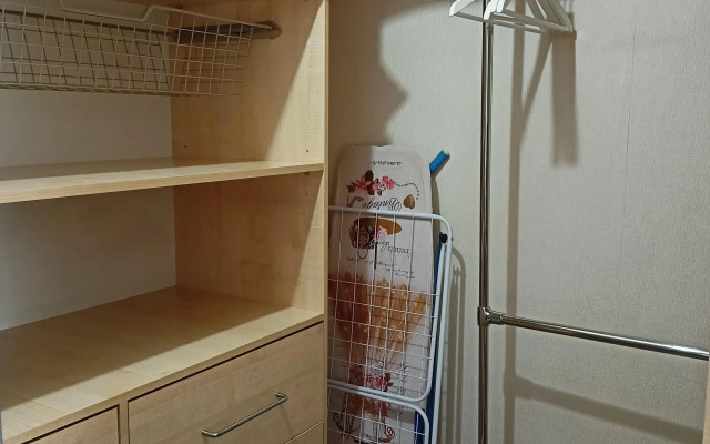 Квартира Двухкомнатная Студия в Тихом Центре Левого Берега