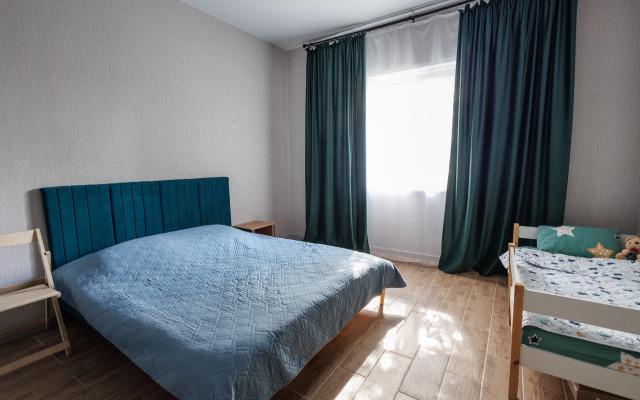 Частный дом Дом с 2-мя спальнями у дубового леса