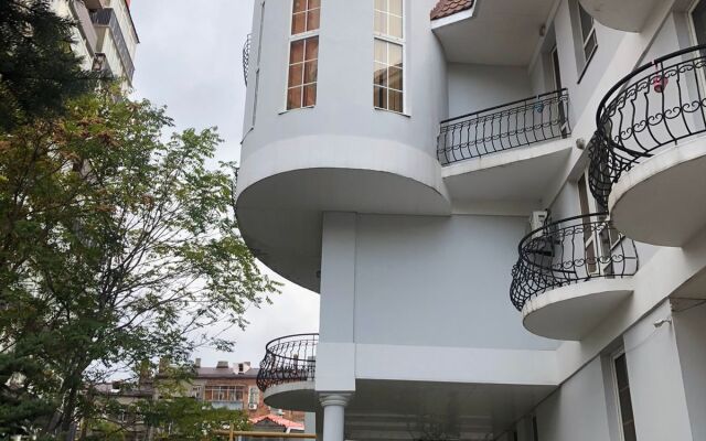 Mister Iks Hotel