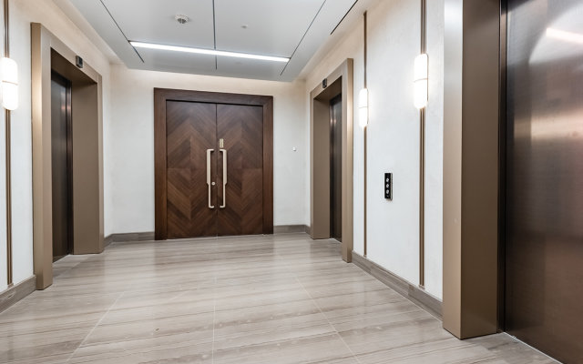 Neva Towers s Vannoy u Okna Apartments