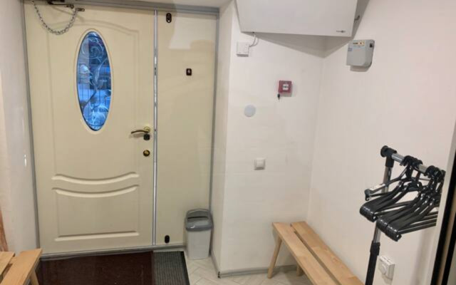 Lestvitsa dvuhkomnatniye Apartments