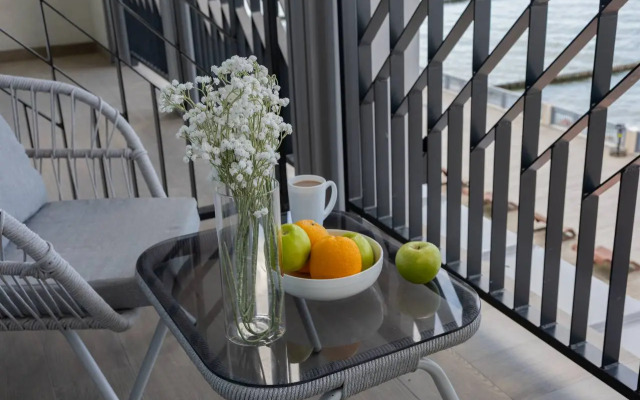 S Vidom Na More Promenade Apartment