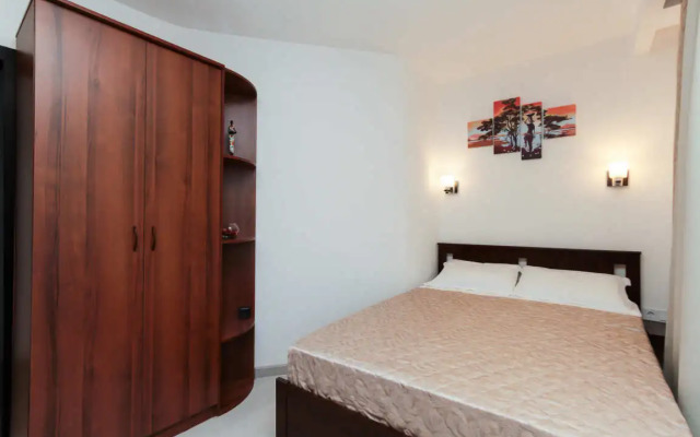 Апартаменты Домант Орджоникидзе 33 (1)