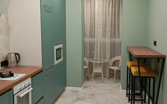 Ubezhische U Morya Flat