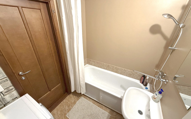 Квартира Шефская 103