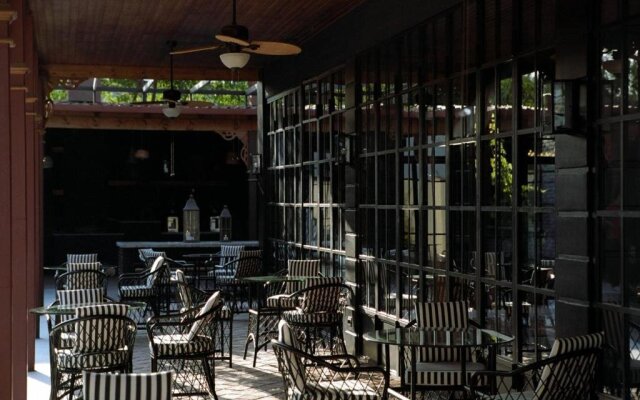Esquisse Boutique Hotel