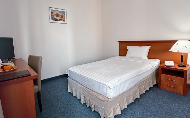 Aviatrans Hotel