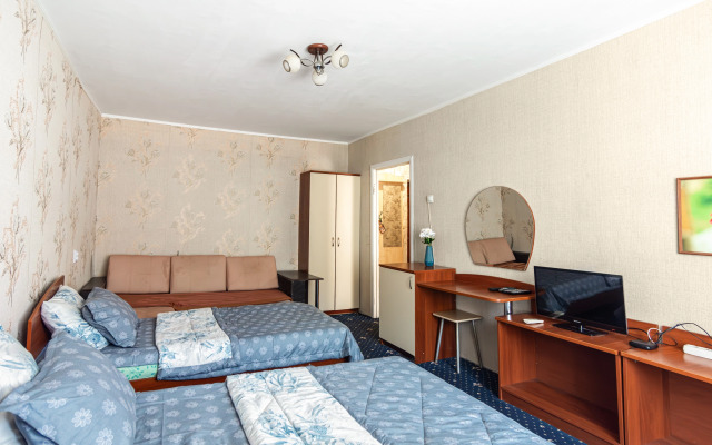 Na Ulitse Polevaya 45 Flat
