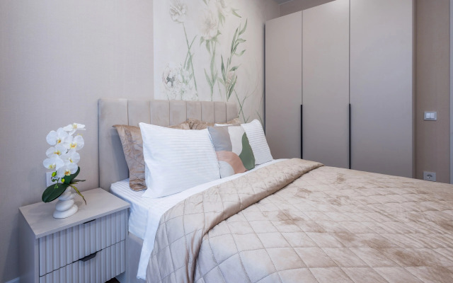 Квартира С бассейном на территории МореСолнцеАпарт