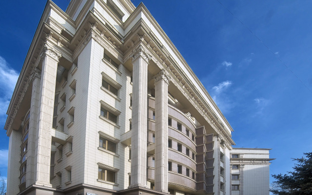 Grand Voyage Hotel