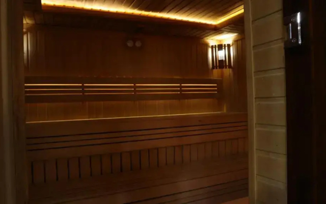Отель Zarafshon Grand