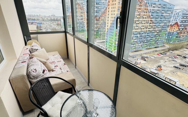S vidom na Nevu 12 etazh Flat