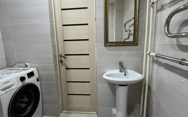 Zhk Abylay Khan 1/3 Apartments