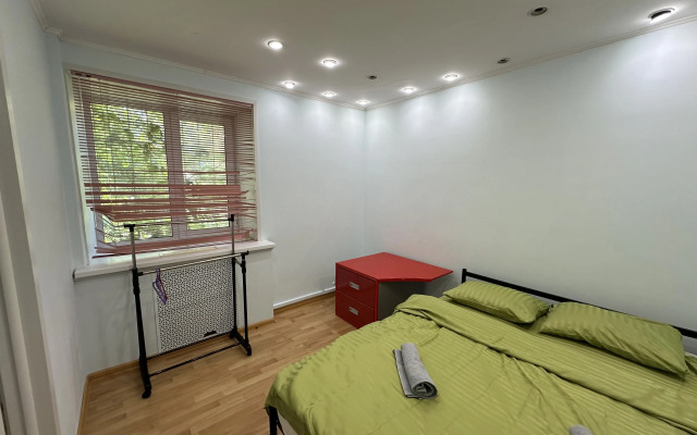 Trekhkomnatnaya Nedaleko Ot Vokzala Flat