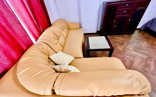 Centr vostok otlichnaja na Odesskaja 44k1 Apartments
