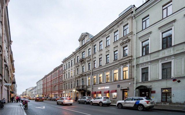 Uyutnaya studiya v tsentre Flat