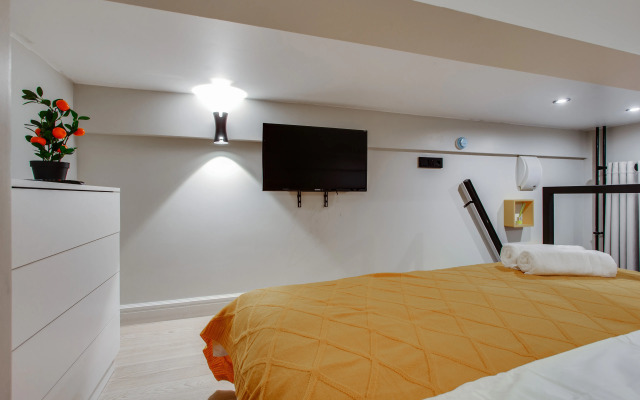 Апартаменты 2ая Рощинская 10 (233)