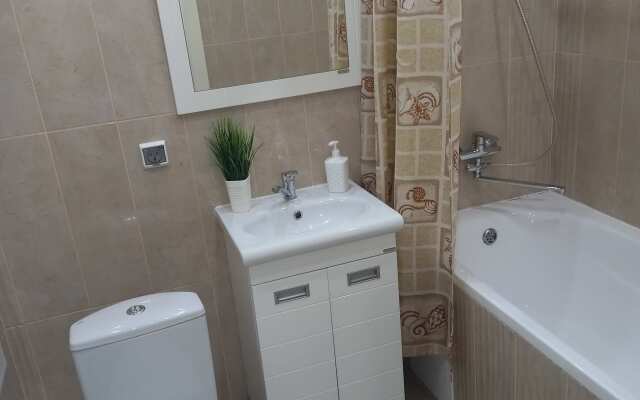 Na Flotskoy Ulitse 32/1 Flat