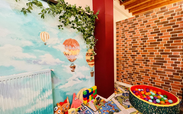 Istoriya Hotel