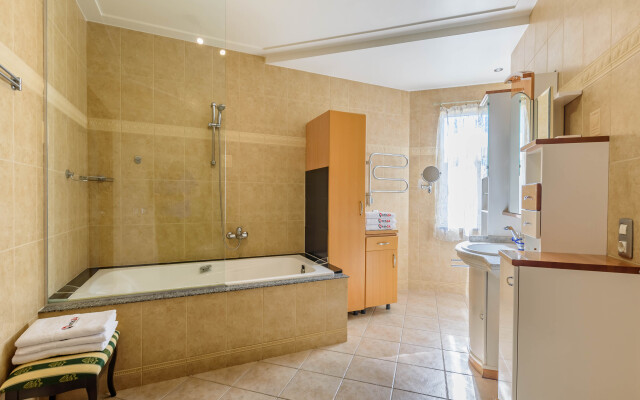 Hth24  Mayakovskogo 14 Apartments