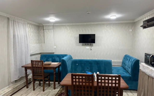 Sapphire Hotel