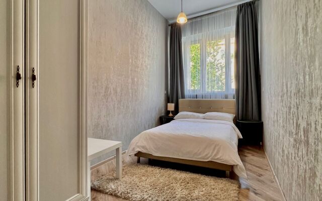 2kh Kom Na Marksa 21A Super Tsentr Flat