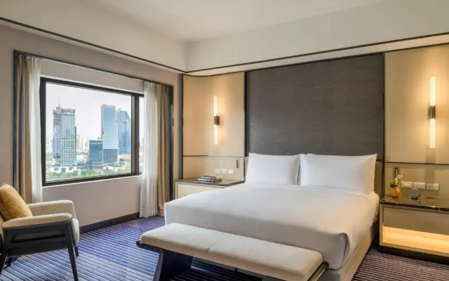 Crowne Plaza Bangkok Lumpini Park by IHG
