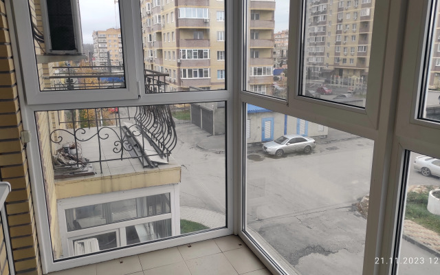 Na 2-J Ulitse Volodarskogo 176 Flat