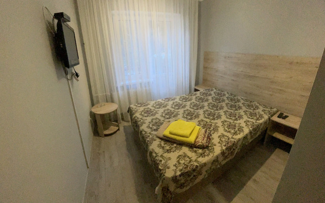 Adamas Hotel