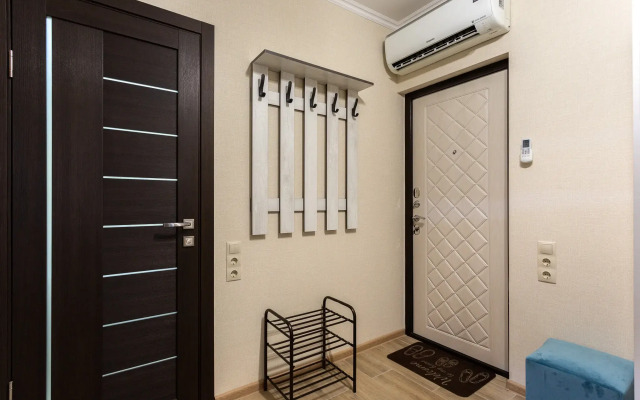 2-Komnatnye V Taunkhause S Garazhom V Kudepste Apartments