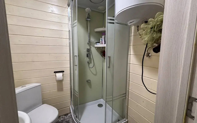 Uyutnaya Treshka Ryadom S Yubileynym Flat