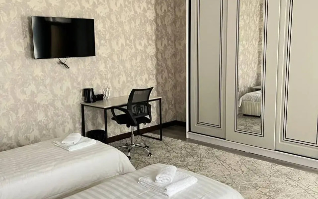 Hotel Nur Makon