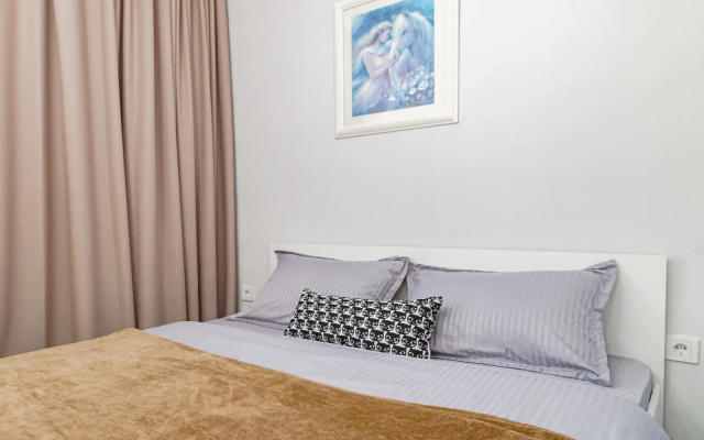 Apartamenty uutnye i teplye radom s Han Satyrom