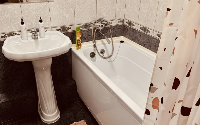 V Kemerovo Moskovskiy 2B Flat