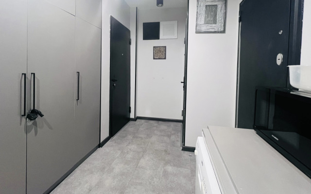 Studiya U Yablonevogo Sada Flat