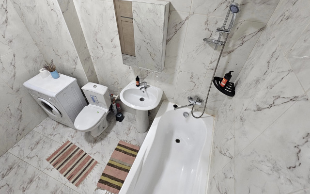 Квартира Марьин Дом на Азина, 22/7