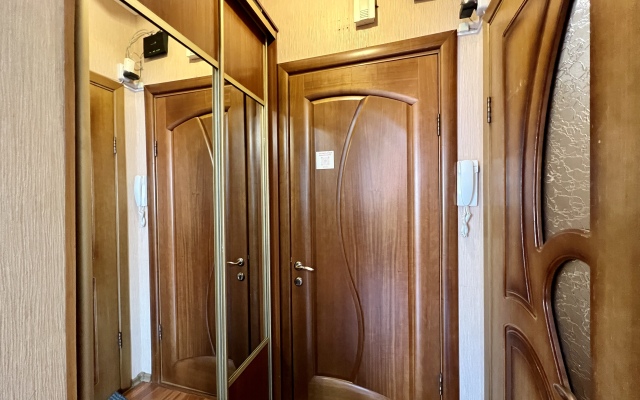 Studiya Smolina 79-127 Ulan-Ude ZhD vokzal KakDoma Flat