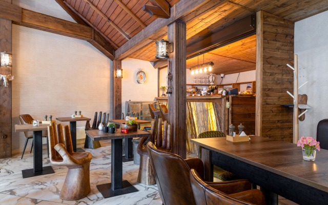 Hotel Red Wood By Provence