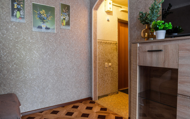 Апартаменты Двухкомнатные по Авиаторов 7