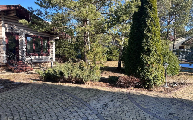 Derevyanny s Russkoy Baney Private House