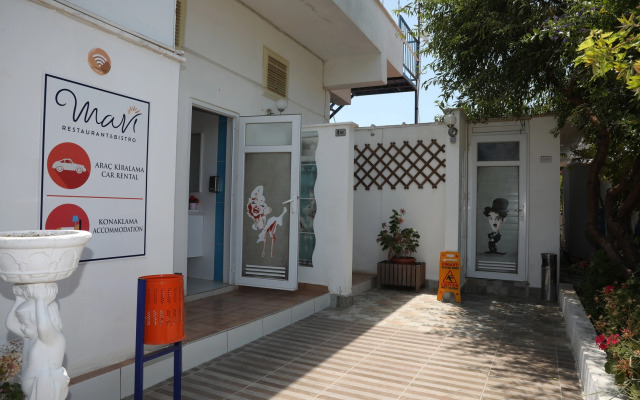 Mavi Restaurant & Apartments 1