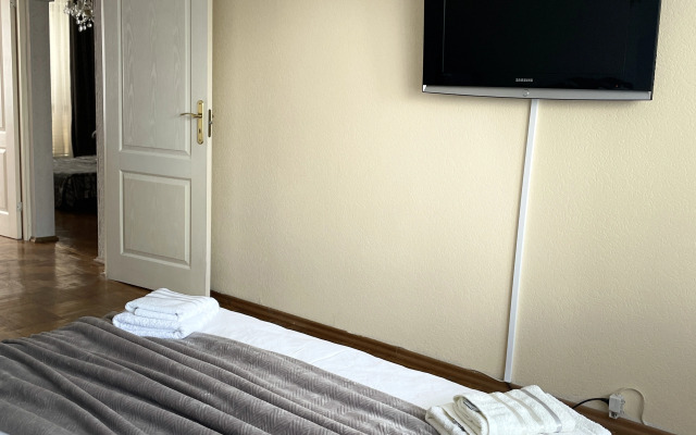 Bis Apartments