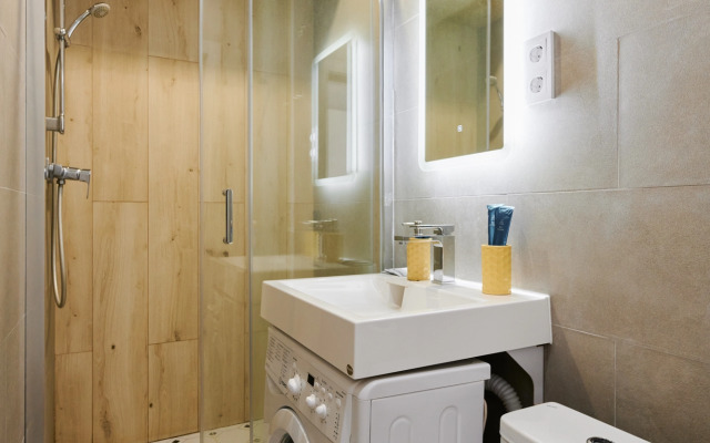 Bakhrushina 5 Apartments