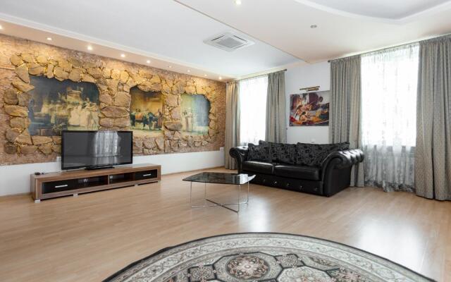 Lyuksovye Apartamenty Dve Spalni Dva Sanuzla Apartments