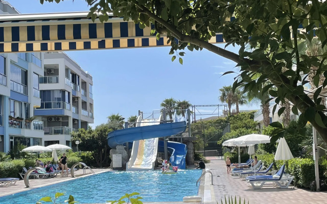 Apartaments y Morya 320 m s Balconom