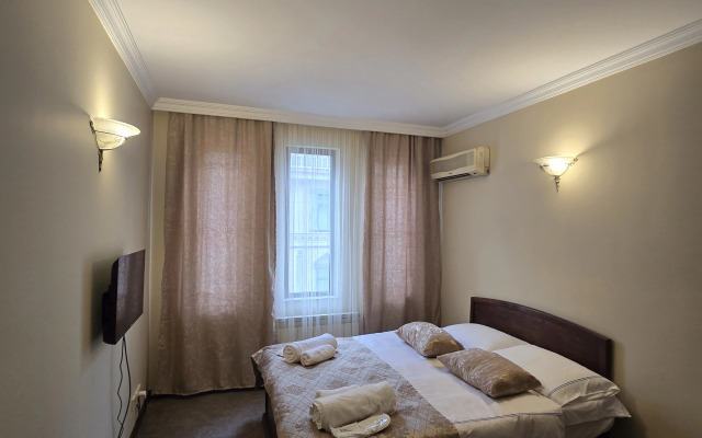 Ritsa Hotel